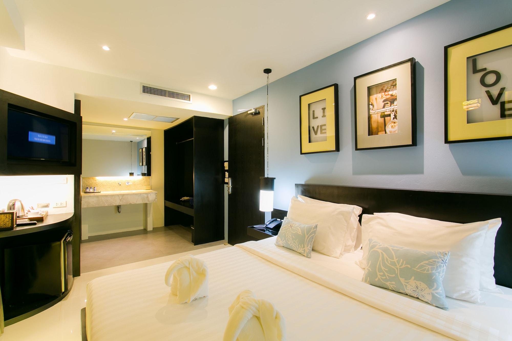 The House Patong Exterior foto