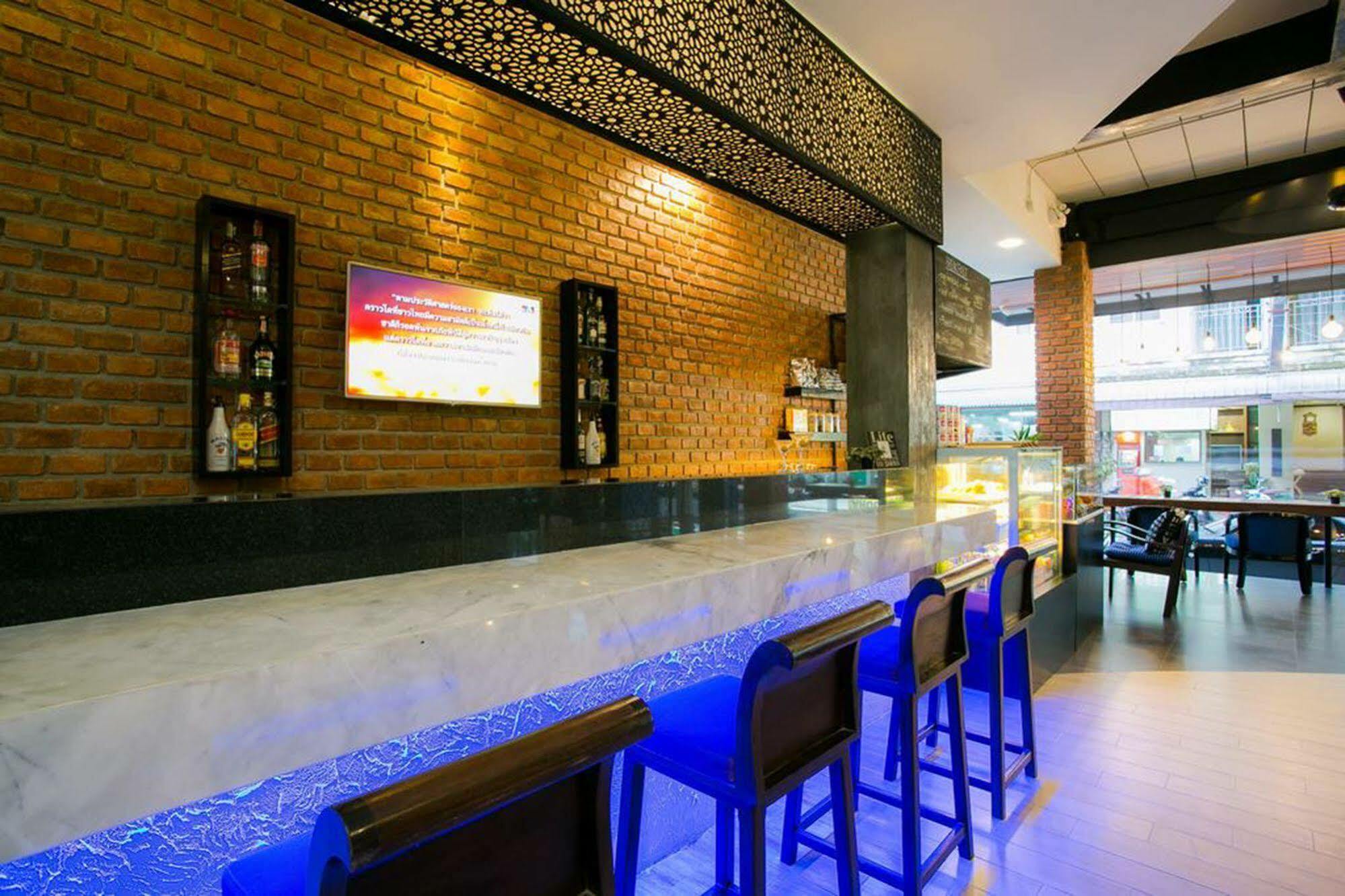 The House Patong Exterior foto
